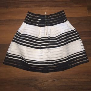 Cute Blck & Wht Skirt