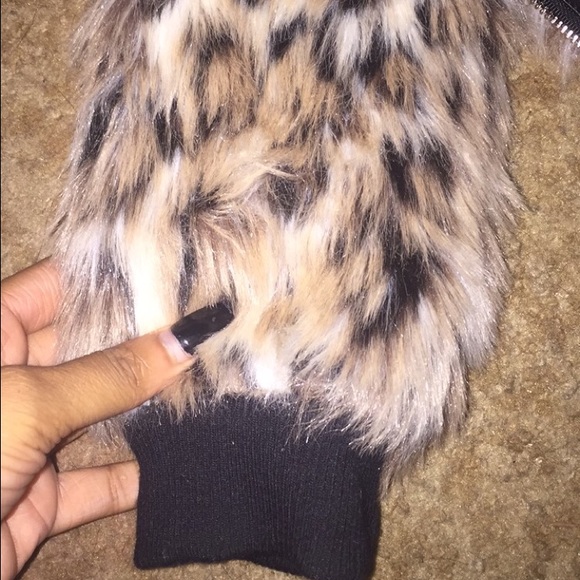 Fur Jacket - Picture 4 of 4
