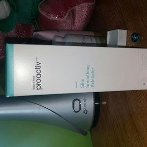 Proactive skin exfoliator