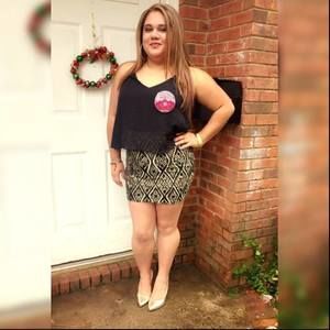 Meet your Posher, Leonor