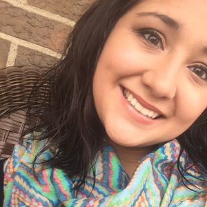 Meet your Posher, Brooke