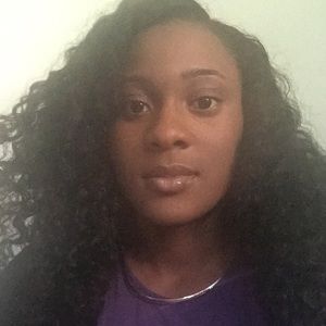 Meet your Posher, Delisa