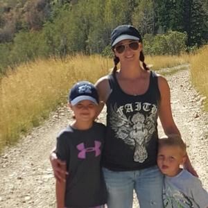 Meet your Posher, Carly