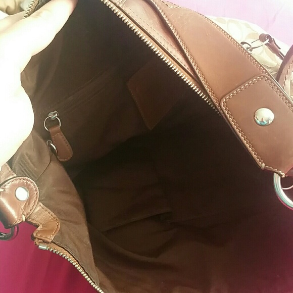 Coach purse - Picture 4 of 4