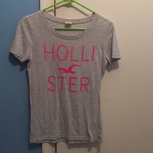 Hollister t-shirt