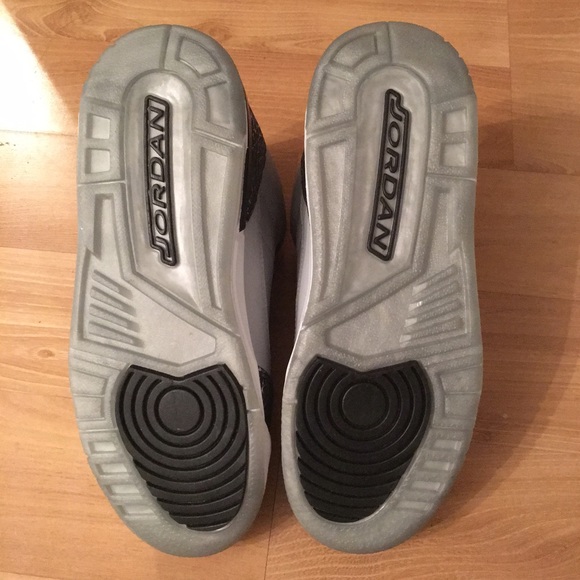 Nike Jordan 3 Retro DS - Picture 4 of 4