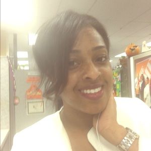 Meet your Posher, Nakita