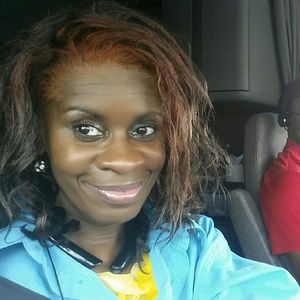 Meet your Posher, Robin