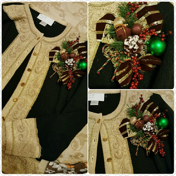 Beautiful Holiday Sweater Gold and Black S