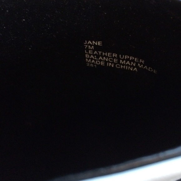 MOVING SALE | NWOB Shoemint Jane booties - Picture 3 of 4