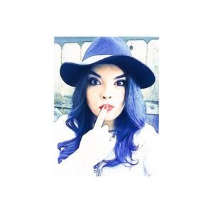 Meet your Posher, Maria