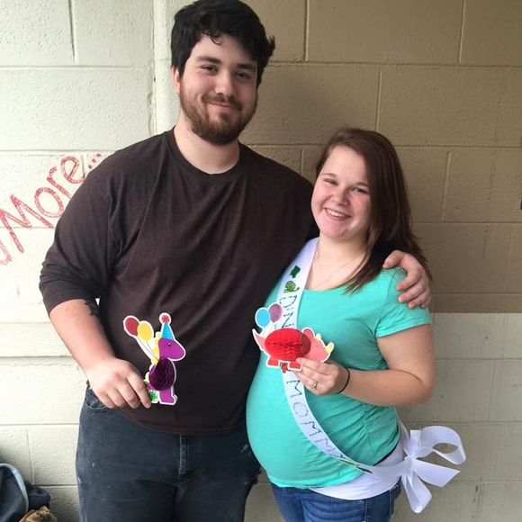 Meet your Posher, Caitlin