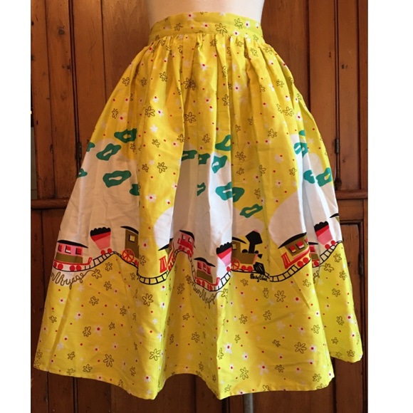 Queen of Holloway Mary Blair Train Skirt PUG Repro
