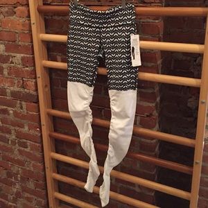 Alo Yoga goddess legging