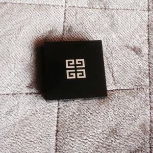 *Reduced* NWT Givenchy Prisme Quatour Palette