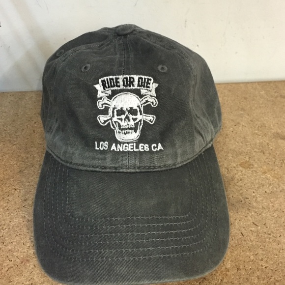 Brandy Melville hat