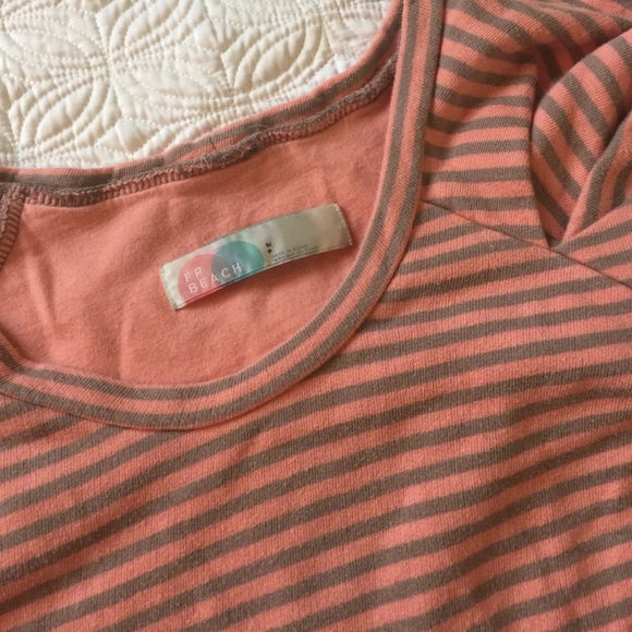 Fancy  3/4 length sleeve sweatshirt - Picture 2 of 3