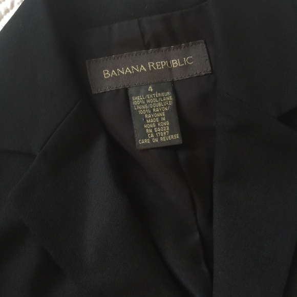 Black Banana Republic Blazer - Picture 2 of 4