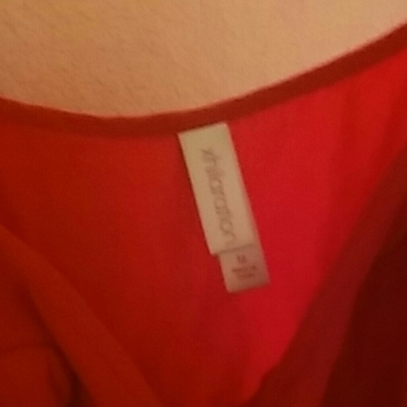 Dress - Picture 2 of 4