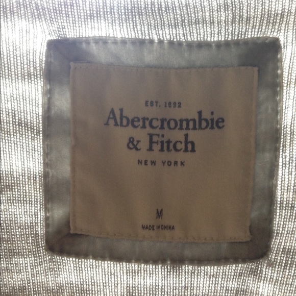 Abercrombie & Fitch Cardigan - Picture 2 of 4