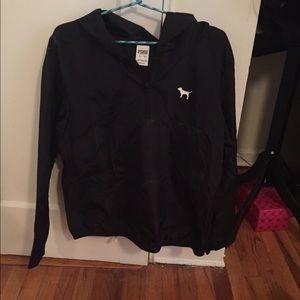 water resistant windbreaker
