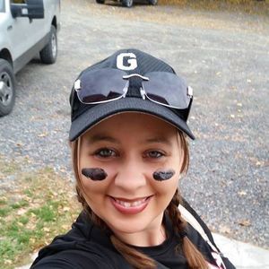 Meet your Posher, Selena