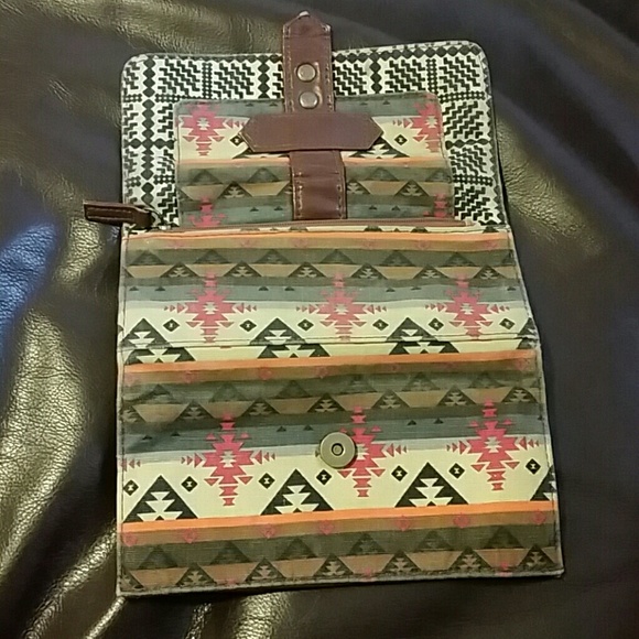 Aztec wallet - Picture 3 of 3