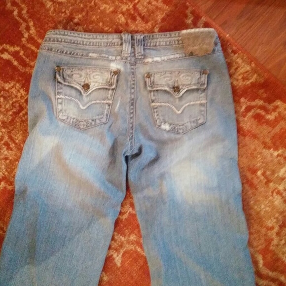 Capris - Picture 2 of 3