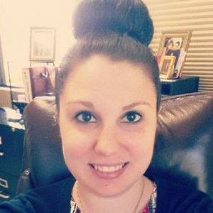 Meet your Posher, Stephanie