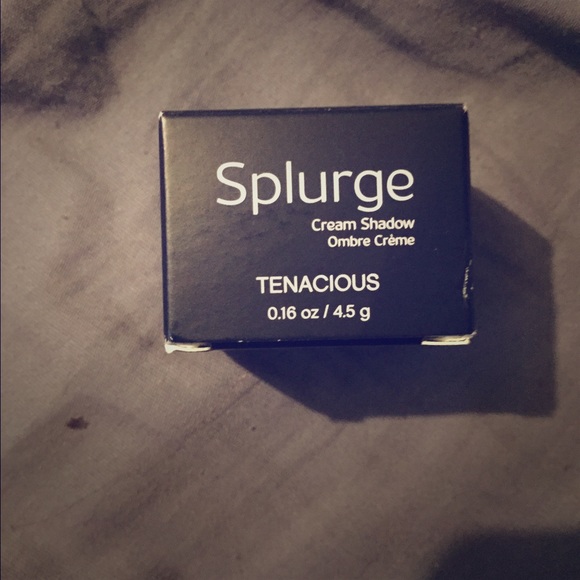 Younique splurge cream- tenacious