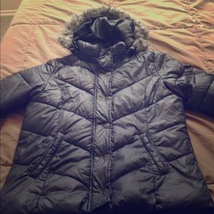 Gap women's puffer jacket with fur lined hood