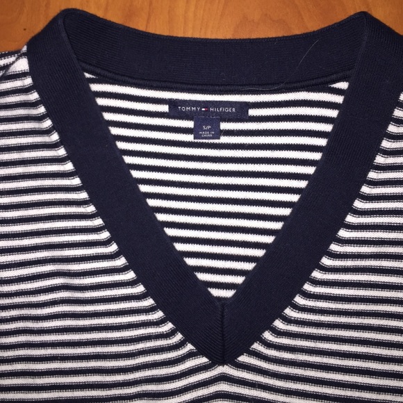Tommy Hilfiger Nautical Striped Sweater 🐚🌊⛵️ - Picture 2 of 3