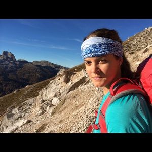 Meet your Posher, Alix