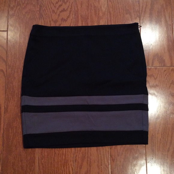 old navy skirt - petite medium