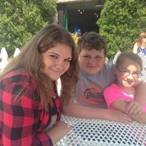 Meet your Posher, Kelly