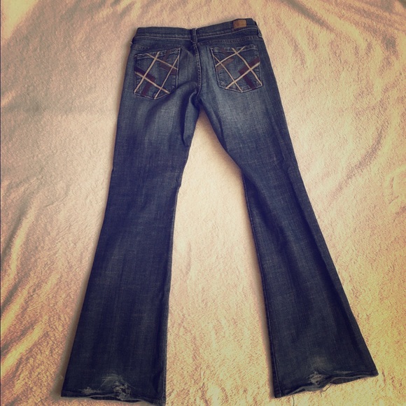Bootleg Jeans