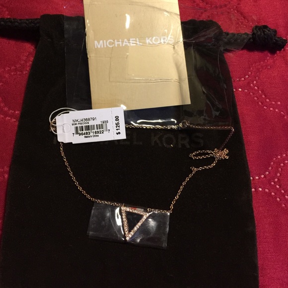 New Michael kors semi precious necklace