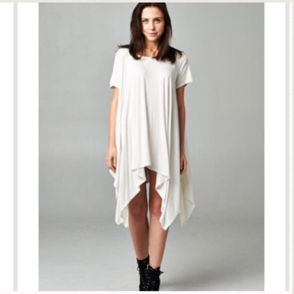 Chic loose fit tunic ONE HOUR SALE - Picture 3 of 3