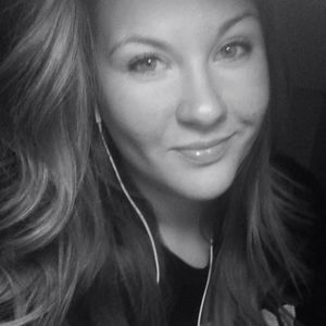 Meet your Posher, Stacy