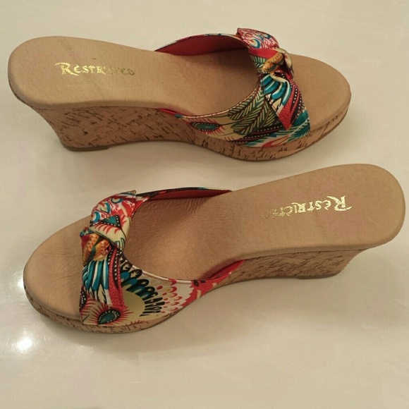 Shoes - Picture 2 of 4