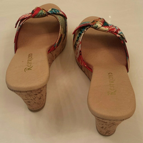 Shoes - Picture 4 of 4