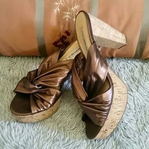 Via Spiga Bronze Platform Cork heel Sandal Size 8
