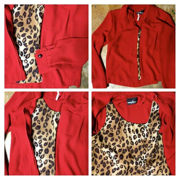 Red, leopard print blouse doble size S
