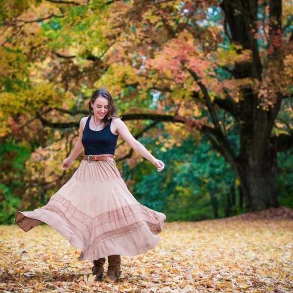 Meet your Posher, Jessica - Picture 2 of 3