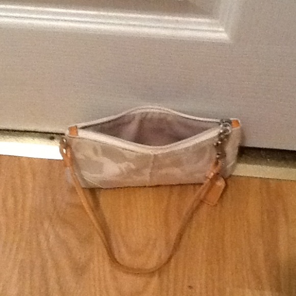 Coach wristlet signature cc leather trim - Picture 4 of 4