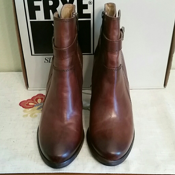 Frye Patty Riding Bootie ~ 8.5 - Picture 2 of 4