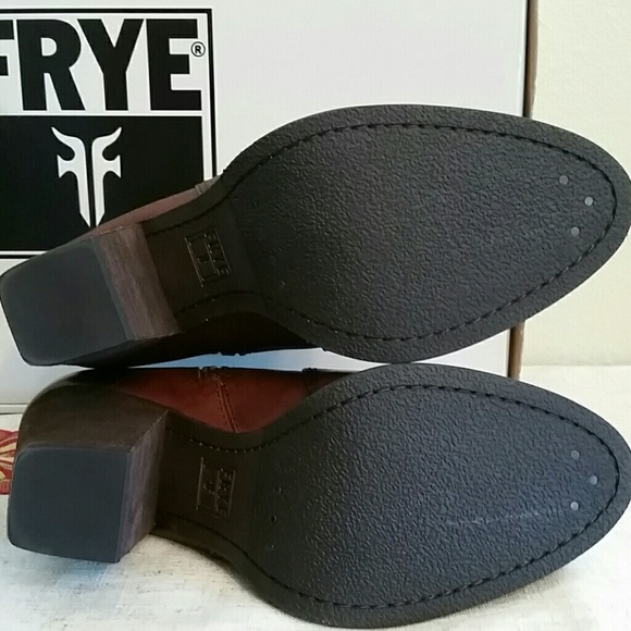 Frye Patty Riding Bootie ~ 8.5 - Picture 4 of 4