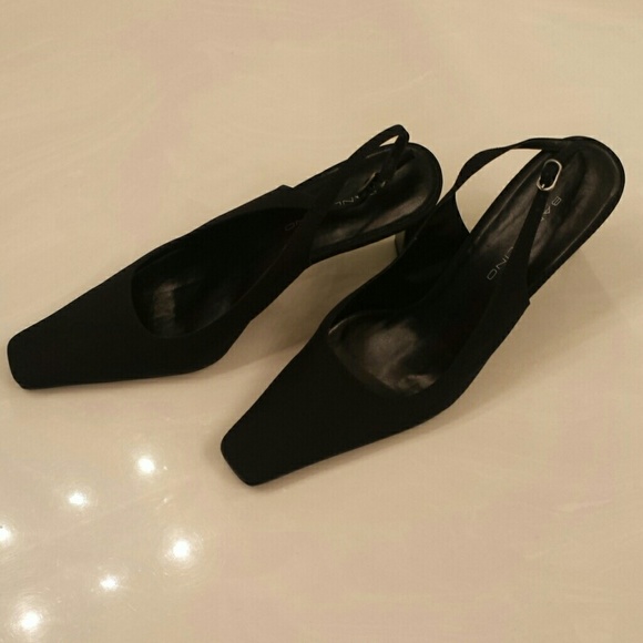 Shoes - Picture 3 of 4