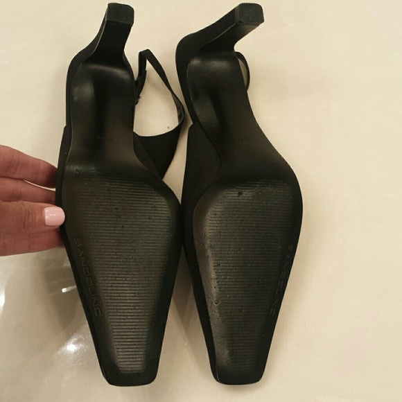 Shoes - Picture 4 of 4