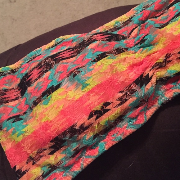 Colorful Bandeau - Picture 3 of 3